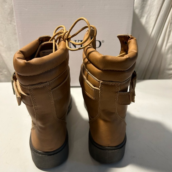 Wanted tan leather ankle boots lace-up & wrap around belt various sizes all NWT - Picture 3 of 7